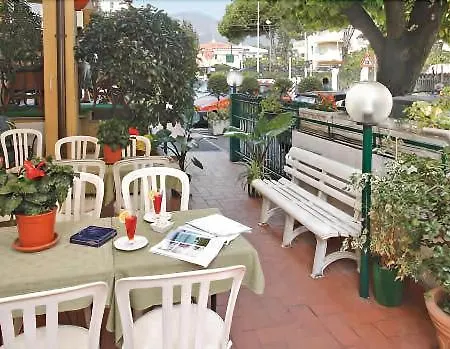 Torre Antica Hotel 3*