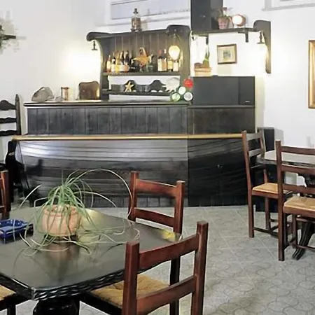 מלון Torre Antica 3*